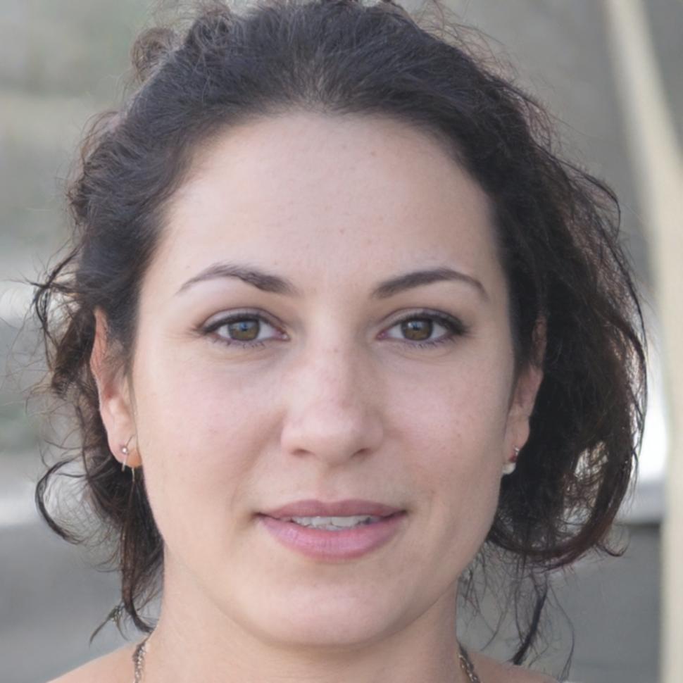 Dr. Helena Bergström, erfahrene Finanzexpertin und Kursleiterin